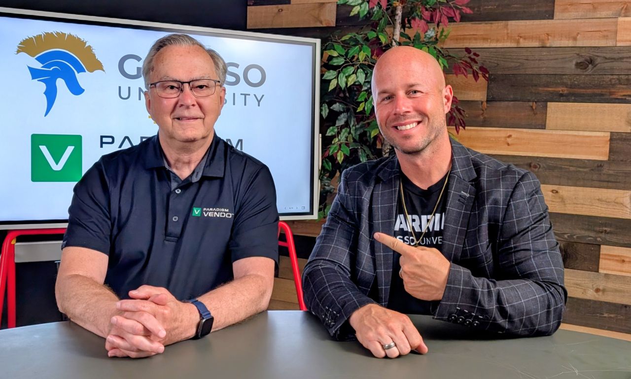 Living Room, Laptop, or Both: How Dominic Caminata's Grosso University Trains Contractors to Close in a Hybrid Sales Environment
